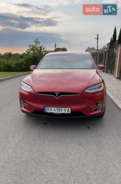 Внедорожник / Кроссовер Tesla Model X 2020 в 
