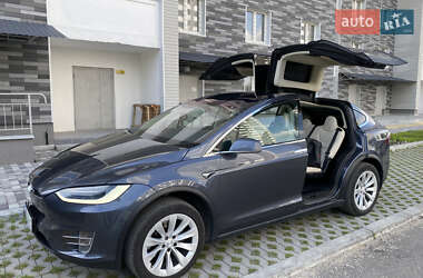 Внедорожник / Кроссовер Tesla Model X 2018 в 