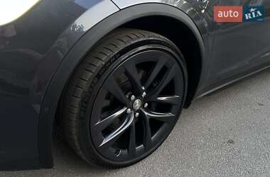 Внедорожник / Кроссовер Tesla Model X 2019 в 
