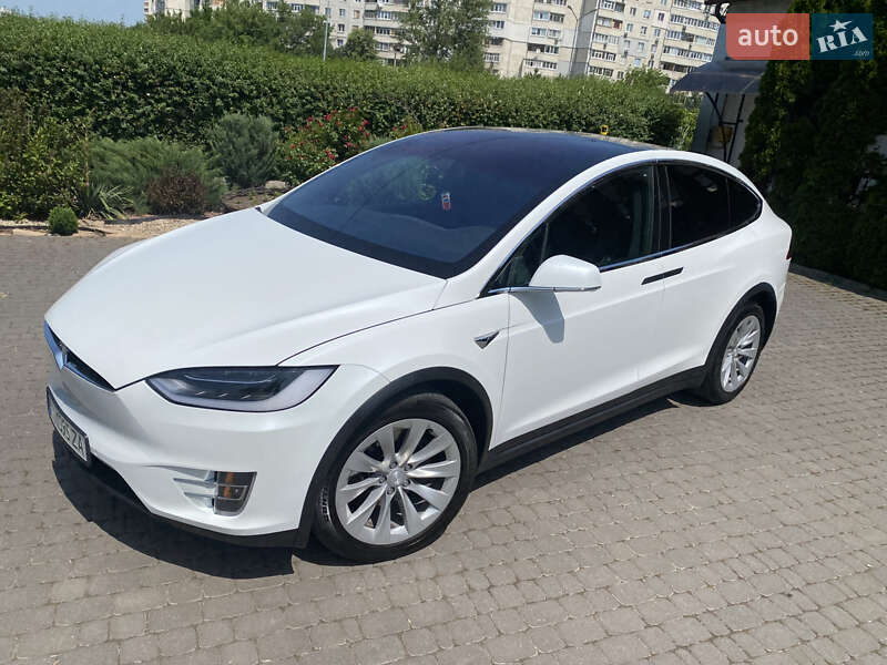 Позашляховик / Кросовер Tesla Model X 2017 в Харкові