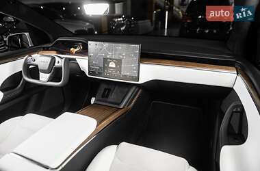 Внедорожник / Кроссовер Tesla Model X 2023 в 
