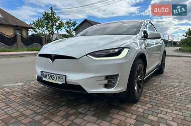 Позашляховик / Кросовер Tesla Model X 2018 в 