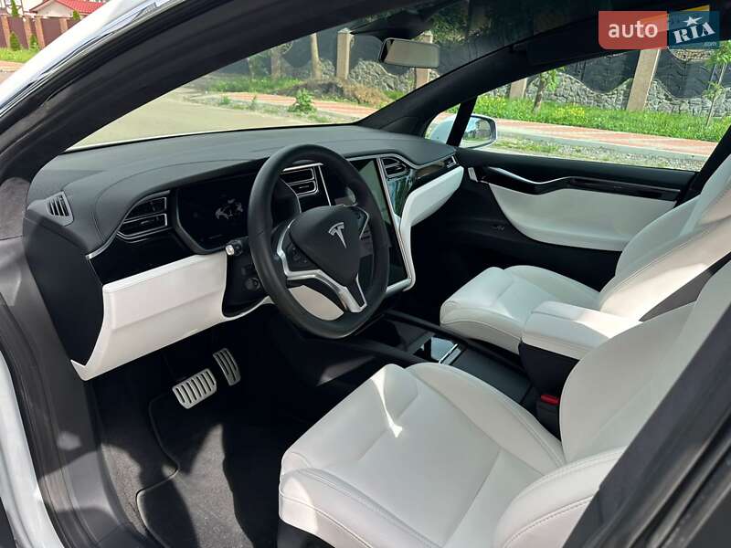 Позашляховик / Кросовер Tesla Model X 2018 в Києві фото 12 Позашляховик / Кросовер Tesla Model X 2018 в Києві