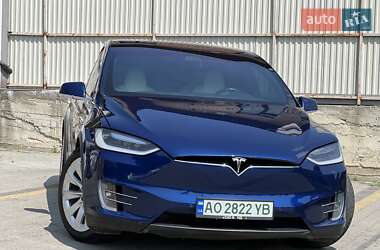 Позашляховик / Кросовер Tesla Model X 2017 в 