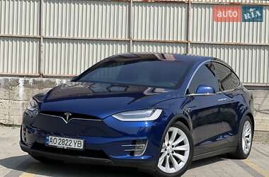 Позашляховик / Кросовер Tesla Model X 2017 в 