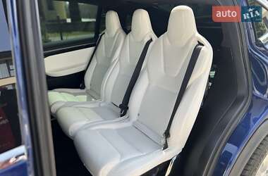 Позашляховик / Кросовер Tesla Model X 2017 в 