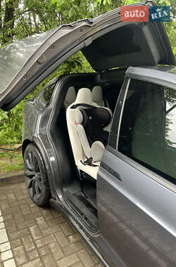 Внедорожник / Кроссовер Tesla Model X 2020 в 