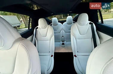 Позашляховик / Кросовер Tesla Model X 2022 в 
