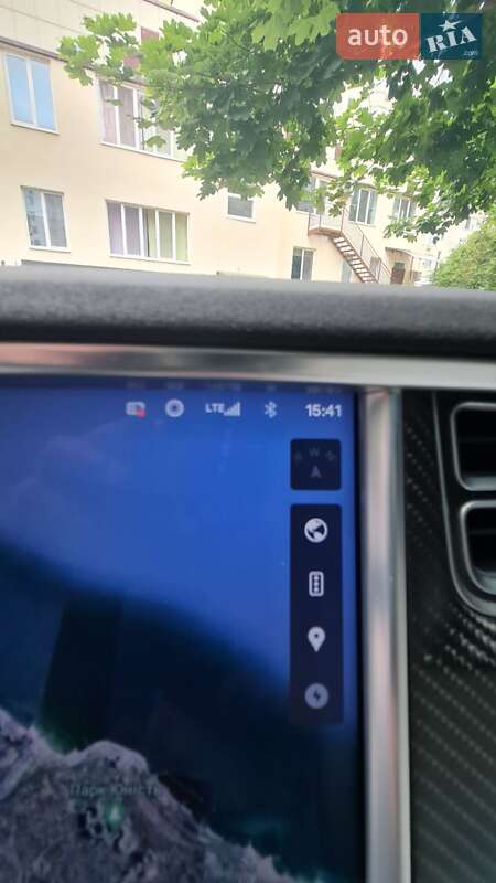 Позашляховик / Кросовер Tesla Model X 2017 в Одесі