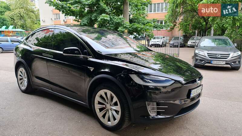 Позашляховик / Кросовер Tesla Model X 2017 в Одесі