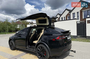 Внедорожник / Кроссовер Tesla Model X 2017 в 