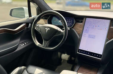 Внедорожник / Кроссовер Tesla Model X 2019 в 