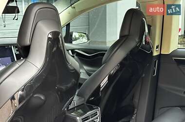 Внедорожник / Кроссовер Tesla Model X 2016 в 