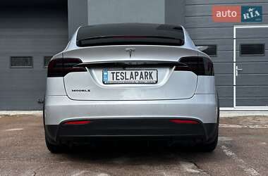 Внедорожник / Кроссовер Tesla Model X 2016 в 