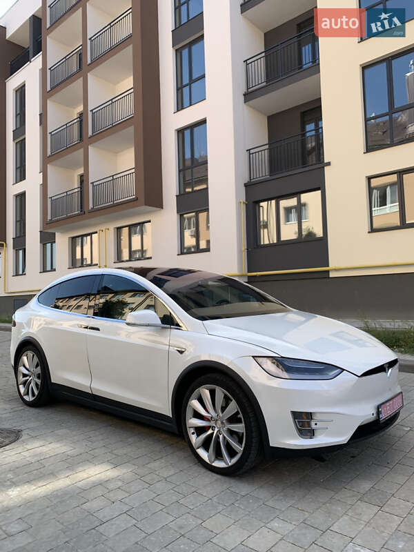 Внедорожник / Кроссовер Tesla Model X 2015 в Львове
