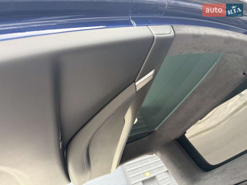 Позашляховик / Кросовер Tesla Model X 2019 в Києві