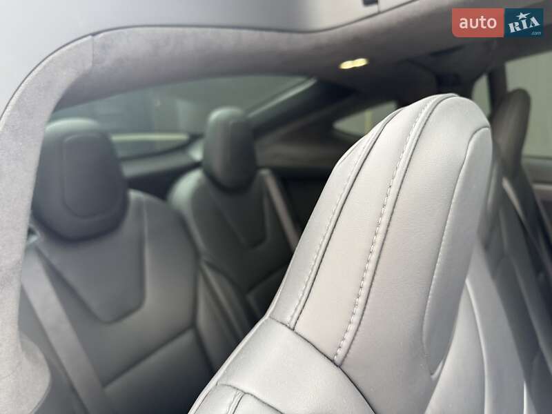 Позашляховик / Кросовер Tesla Model X 2019 в Києві