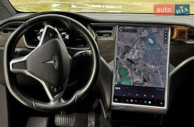 Внедорожник / Кроссовер Tesla Model X 2016 в 