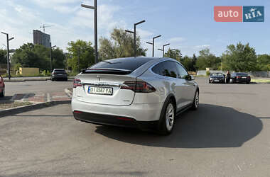 Позашляховик / Кросовер Tesla Model X 2018 в 