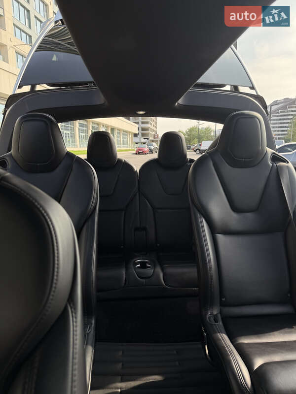 Внедорожник / Кроссовер Tesla Model X 2018 в Днепре фото 19 Внедорожник / Кроссовер Tesla Model X 2018 в Днепре