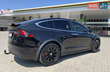 Внедорожник / Кроссовер Tesla Model X 2017 в 