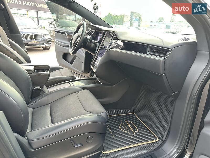 Позашляховик / Кросовер Tesla Model X 2018 в Харкові