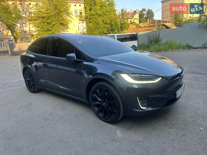 Внедорожник / Кроссовер Tesla Model X 2020 в 