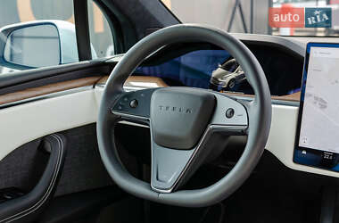 Внедорожник / Кроссовер Tesla Model X 2023 в 