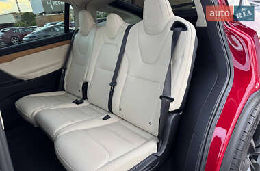 Внедорожник / Кроссовер Tesla Model X 2019 в 