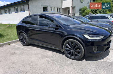 Позашляховик / Кросовер Tesla Model X 2018 в 
