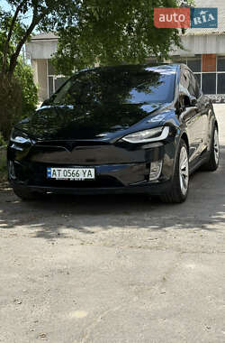 Позашляховик / Кросовер Tesla Model X 2019 в 