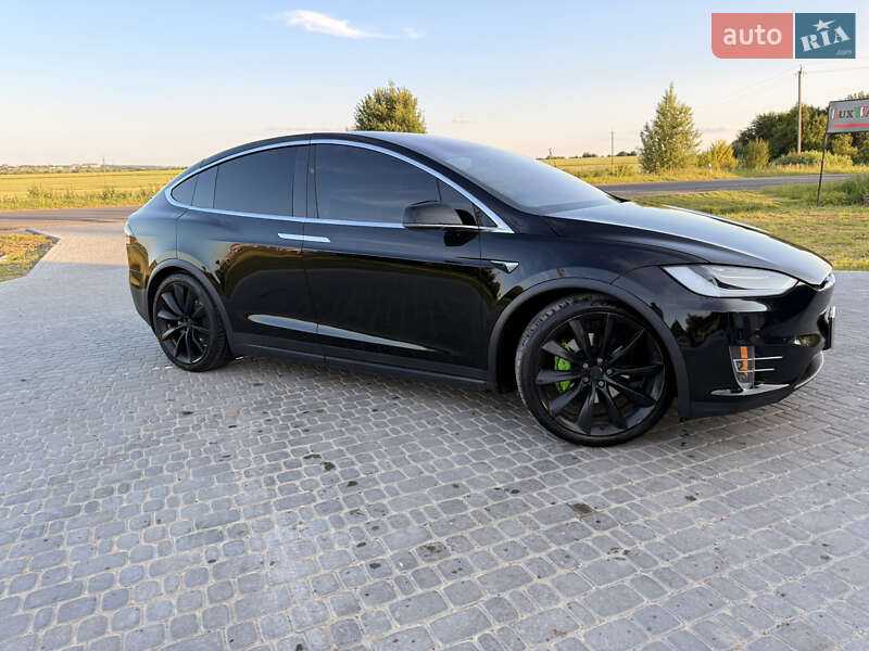 Внедорожник / Кроссовер Tesla Model X 2018 в Дрогобыче