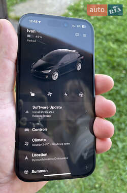 Позашляховик / Кросовер Tesla Model X 2019 в 