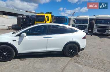 Внедорожник / Кроссовер Tesla Model X 2018 в 