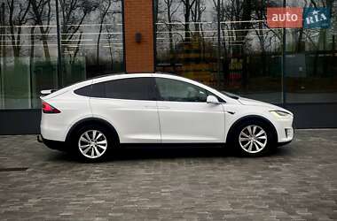 Внедорожник / Кроссовер Tesla Model X 2017 в 
