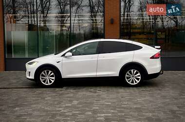 Внедорожник / Кроссовер Tesla Model X 2017 в 
