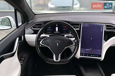 Внедорожник / Кроссовер Tesla Model X 2017 в 