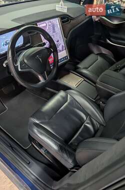 Внедорожник / Кроссовер Tesla Model X 2017 в 