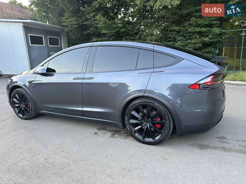 Позашляховик / Кросовер Tesla Model X 2020 в Львові