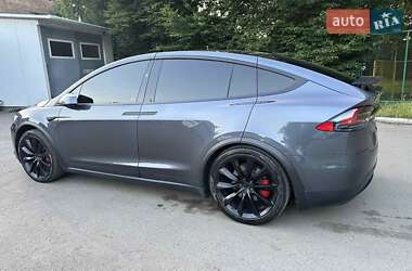 Позашляховик / Кросовер Tesla Model X 2020 в 
