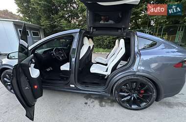 Позашляховик / Кросовер Tesla Model X 2020 в 