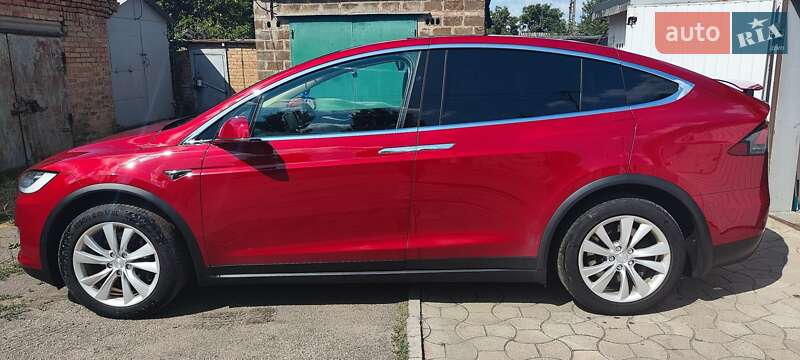 Внедорожник / Кроссовер Tesla Model X 2017 в Днепре