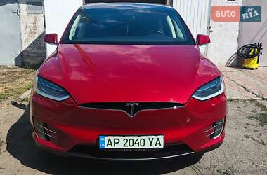 Внедорожник / Кроссовер Tesla Model X 2017 в 