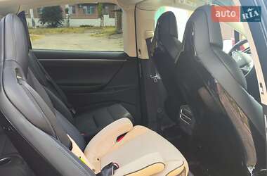 Внедорожник / Кроссовер Tesla Model X 2017 в Марганце