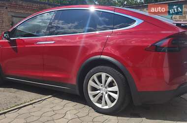 Внедорожник / Кроссовер Tesla Model X 2017 в Марганце