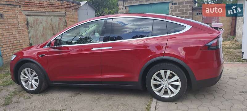 Внедорожник / Кроссовер Tesla Model X 2017 в Днепре