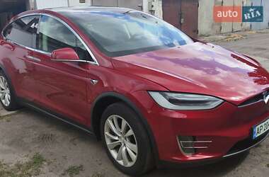Внедорожник / Кроссовер Tesla Model X 2017 в 