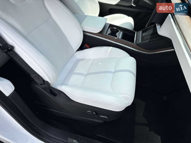 Внедорожник / Кроссовер Tesla Model X 2022 в Львове