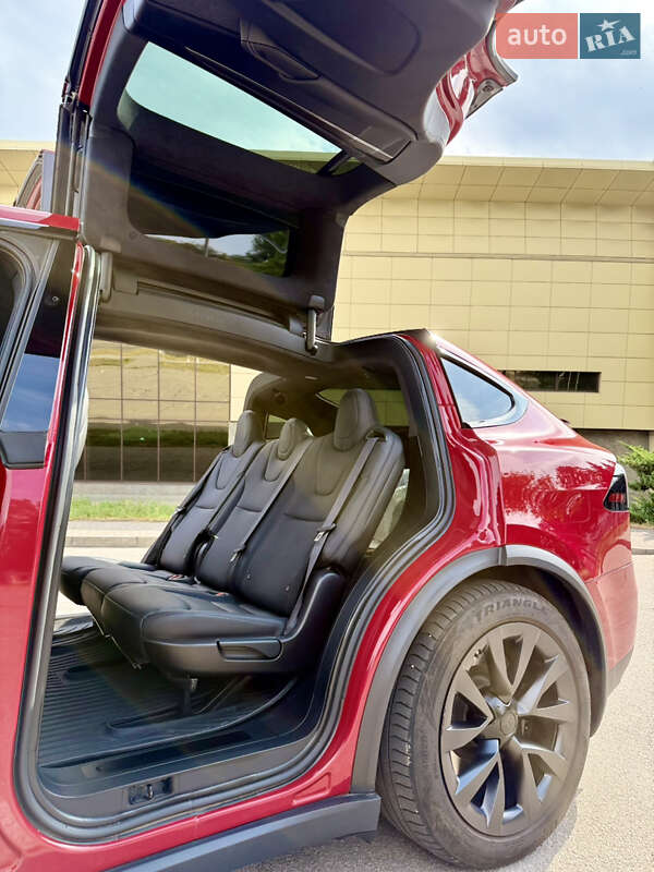 Внедорожник / Кроссовер Tesla Model X 2022 в Запорожье