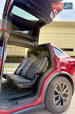 Позашляховик / Кросовер Tesla Model X 2022 в 